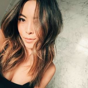 Meet your Posher, Courtney